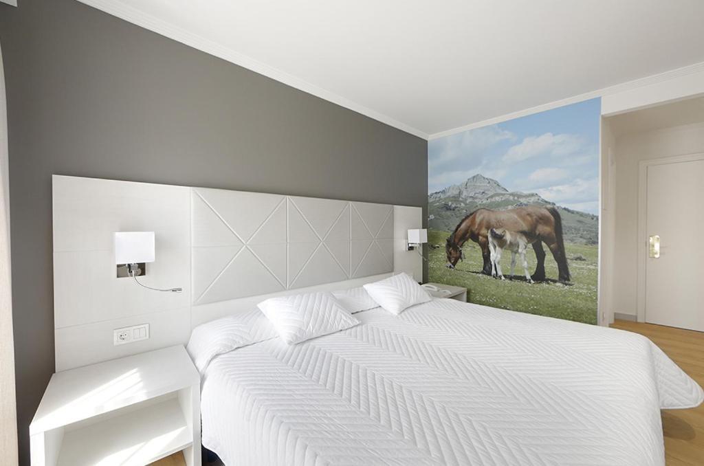 Hotel Loiola Аспейтиа Екстериор снимка