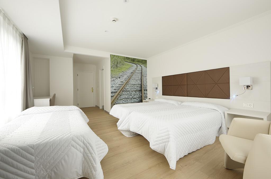 Hotel Loiola Аспейтиа Екстериор снимка