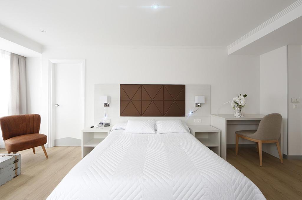 Hotel Loiola Аспейтиа Екстериор снимка