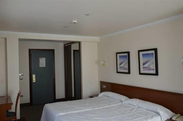 Hotel Loiola Аспейтиа Екстериор снимка